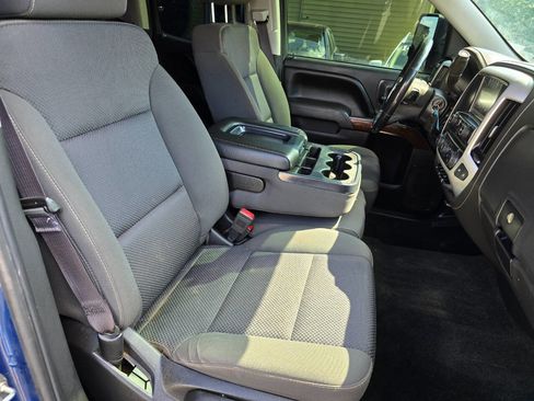 Used 2017 GMC Sierra 1500 SLE w/ SLE Value Package image 25