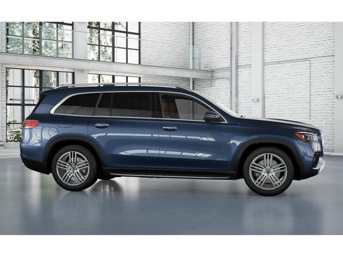 New 2026 Mercedes-Benz GLS 450 4MATIC image 15