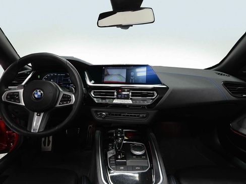 Certified 2024 BMW Z4 M40i w/ Premium Package RWD image 15