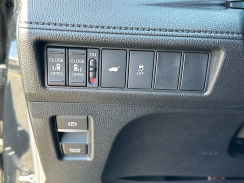 Used 2025 Honda Odyssey Sport-L image 26