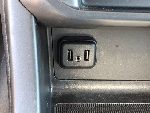 Used 2021 GMC Canyon Elevation Standard w/ Convenience Package RWD image 11