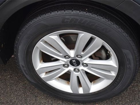 Used 2019 Kia Sportage LX image 11