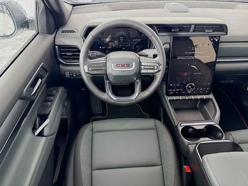 New 2026 GMC Terrain AT4 w/ Convenience Package III image 25