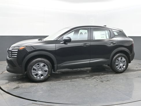 New 2026 Nissan Kicks S image 4