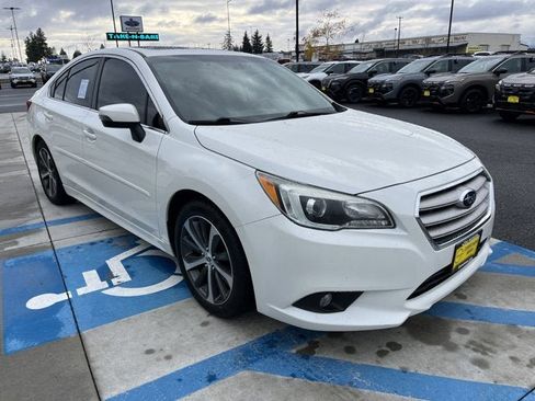 Used 2016 Subaru Legacy 2.5i Limited image 3