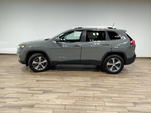 Certified 2019 Jeep Cherokee Limited AWD/4WD image 28