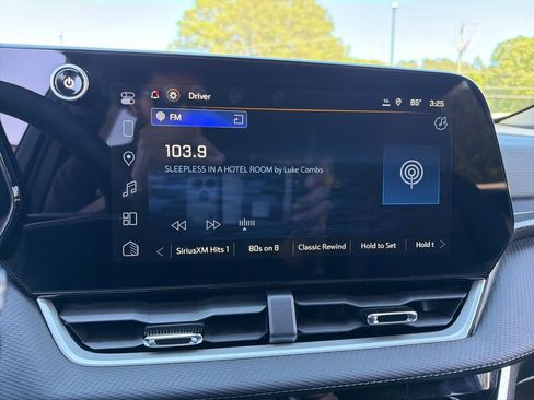Used 2026 Chevrolet Equinox LT w/ Convenience Package II FWD image 10