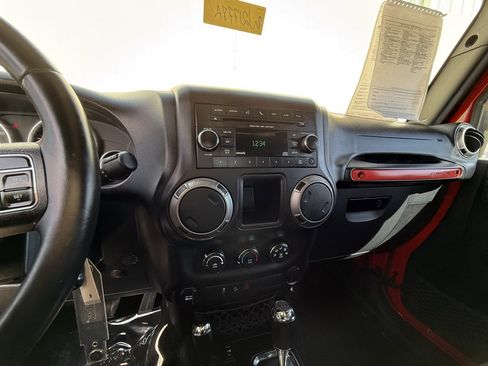 Used 2017 Jeep Wrangler Unlimited Sport w/ Dual Top Group image 8