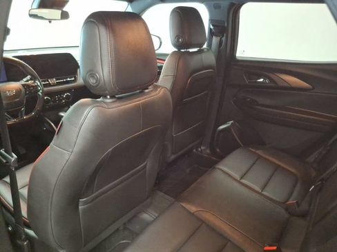 Used 2024 Chevrolet TrailBlazer RS AWD/4WD image 14