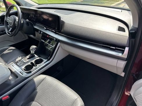Used 2023 Kia Carnival SX Prestige FWD image 28