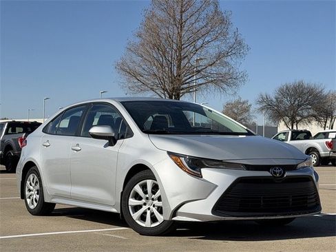 Certified 2024 Toyota Corolla LE image 2