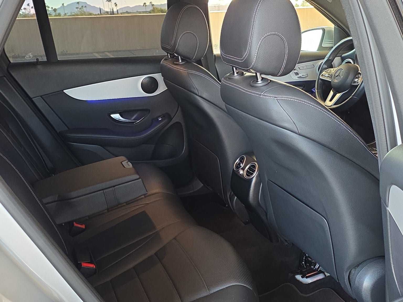 Used 2021 Mercedes-Benz GLC 300 4MATIC w/ Premium Package image 22