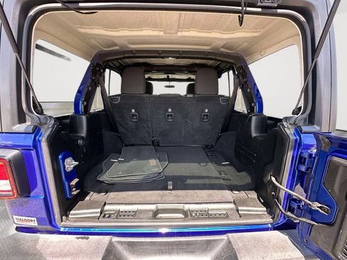 Used 2018 Jeep Wrangler Unlimited Sport S AWD/4WD image 26