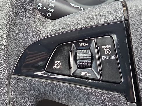 Used 2017 GMC Terrain SLE FWD image 21