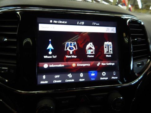 Used 2020 Jeep Grand Cherokee SRT image 31