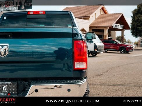 Used 2018 RAM 2500 SLT AWD/4WD image 14