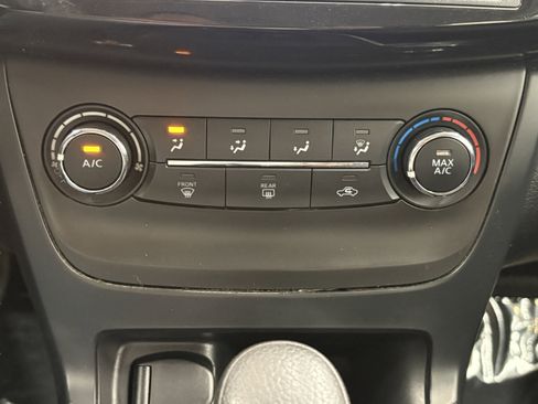 Used 2019 Nissan Sentra S image 16