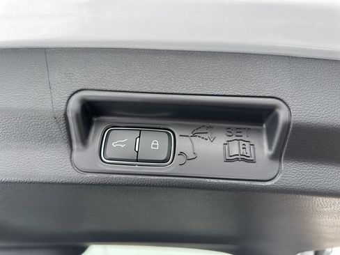 New 2026 Ford Explorer ST-Line w/ ST-Line Street Pack image 17