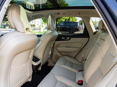 Used 2019 Volvo XC60 T6 Inscription w/ Protection Package AWD/4WD image 25