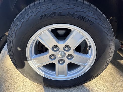 Used 2006 Dodge Durango Limited w/ Trailer Tow Group image 11