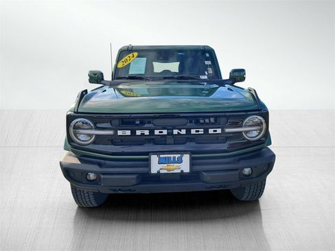 Used 2024 Ford Bronco Outer Banks image 2