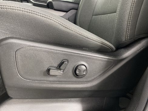 Used 2023 RAM 1500 Big Horn AWD/4WD image 18