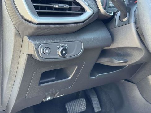 Used 2023 Chevrolet TrailBlazer LS image 10