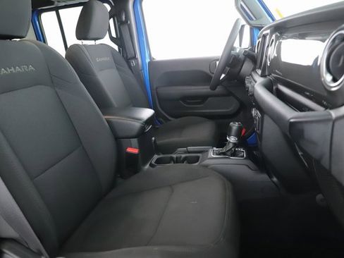 Used 2023 Jeep Wrangler Sahara image 29