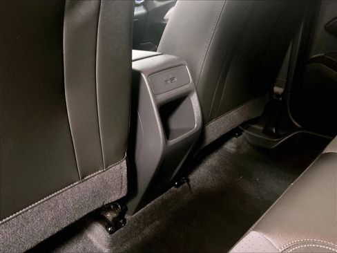 Used 2024 Chevrolet Trax LT image 27