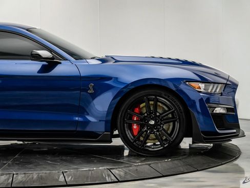 Used 2022 Ford Mustang Shelby GT500 w/ Technology Package image 28