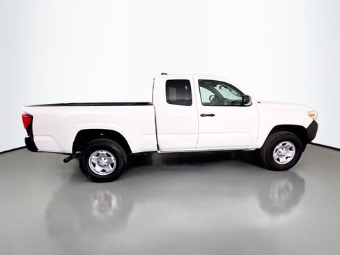 Used 2020 Toyota Tacoma SR RWD image 11