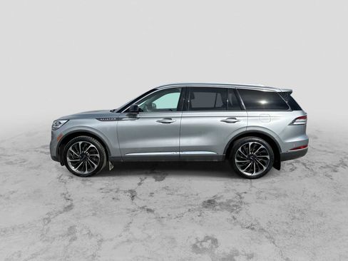 Used 2020 Lincoln Aviator Reserve w/ Equipment Group 202A image 5