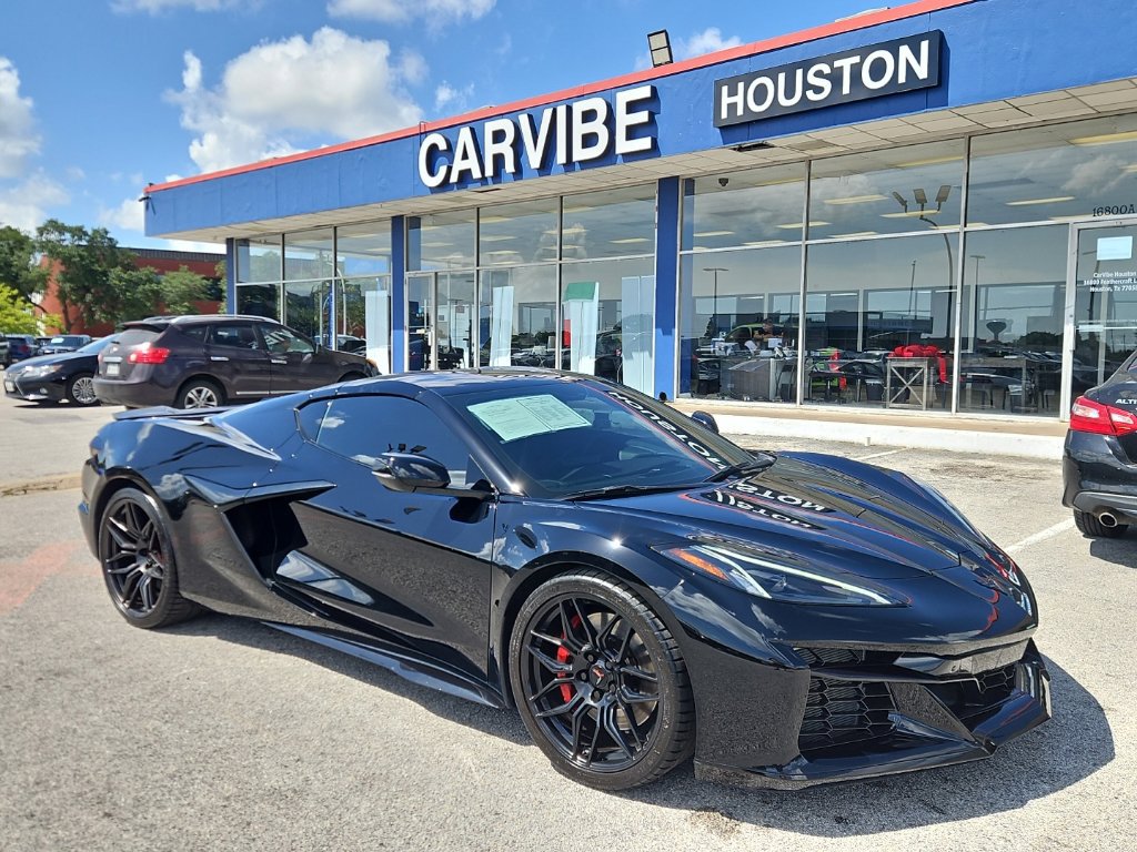 Used 2023 Chevrolet Corvette Z06 w/ Engine Appearance Package RWD image 1