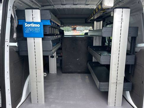 Used 2023 Ford Transit Connect XL image 12