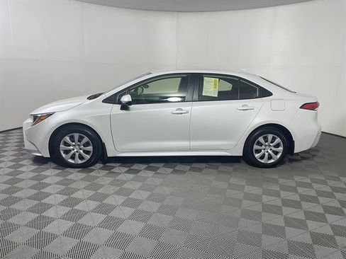 Certified 2023 Toyota Corolla LE FWD image 4