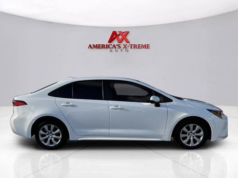 Used 2024 Toyota Corolla LE FWD image 8