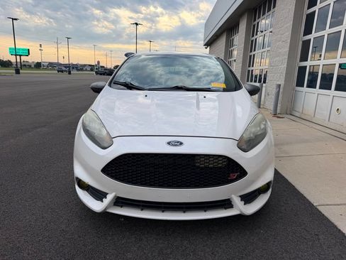 Used 2016 Ford Fiesta ST FWD image 2