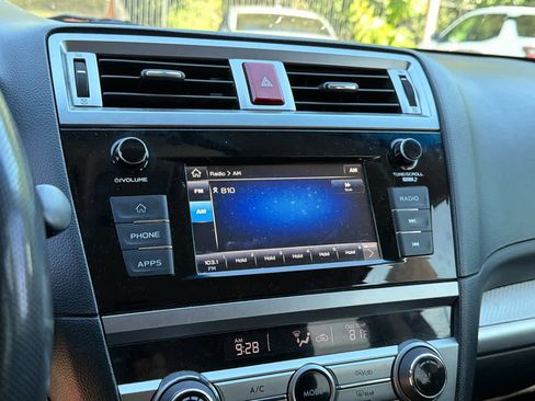 Used 2018 Subaru Outback 2.5i image 12