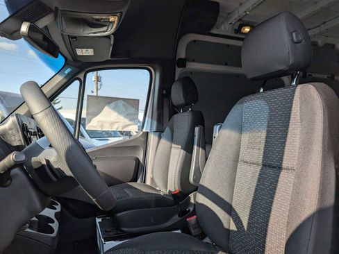 New 2025 Mercedes-Benz Sprinter 2500 image 23