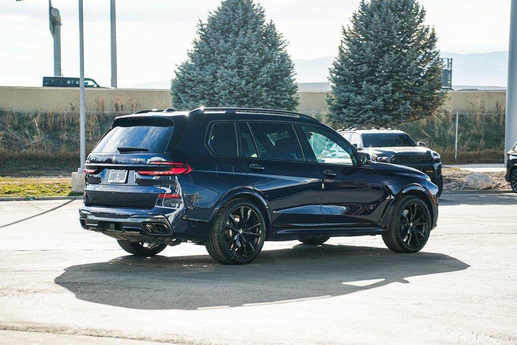 Used 2025 BMW X7 M60i AWD/4WD image 5