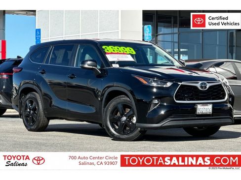 Certified 2023 Toyota Highlander LE image 1
