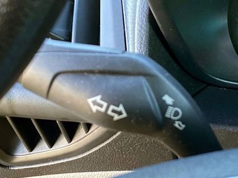 Used 2022 Ford Transit Connect XL image 26