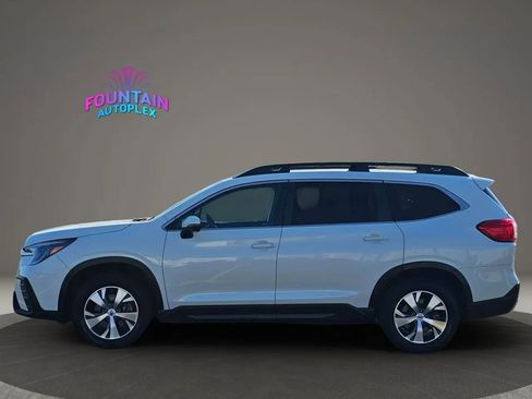 Used 2023 Subaru Ascent Premium AWD/4WD image 2