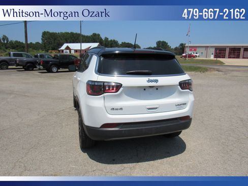 Used 2024 Jeep Compass Limited AWD/4WD image 11