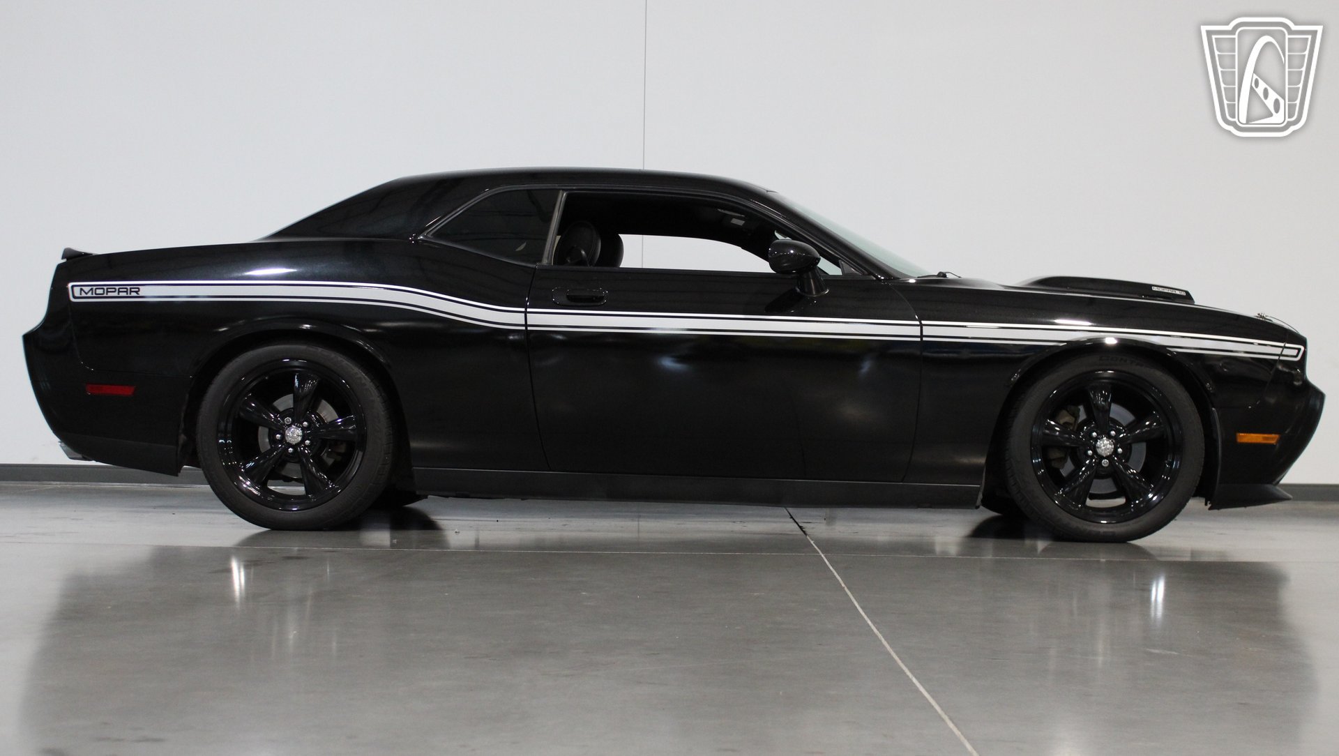 Used 2010 Dodge Challenger R/T w/ Mopar 10 Pkg RWD image 33