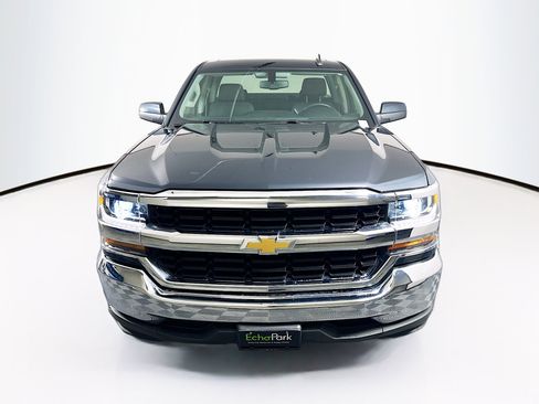 Used 2019 Chevrolet Silverado 1500 LT RWD image 2