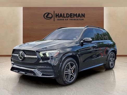 Used 2022 Mercedes-Benz GLE 450 4MATIC image 3