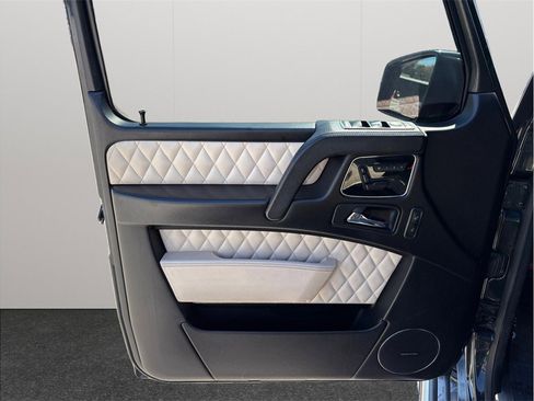 Used 2015 Mercedes-Benz G 63 AMG 4MATIC w/ PA6 Package image 21
