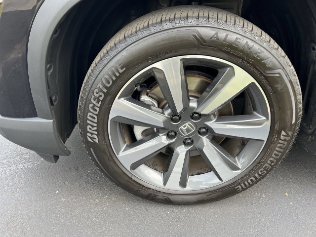 Used 2025 Honda Pilot Elite image 8