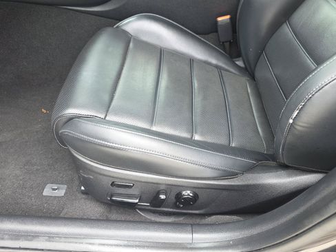 Used 2020 Kia Stinger GT2 RWD image 14